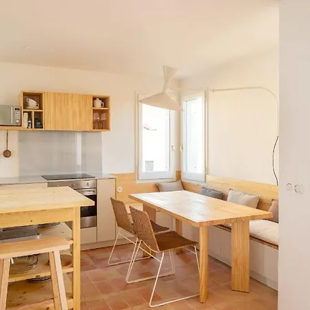 Jove Apartment *