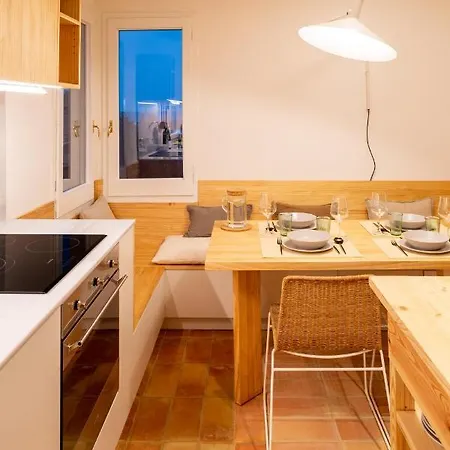 Jove Apartment *